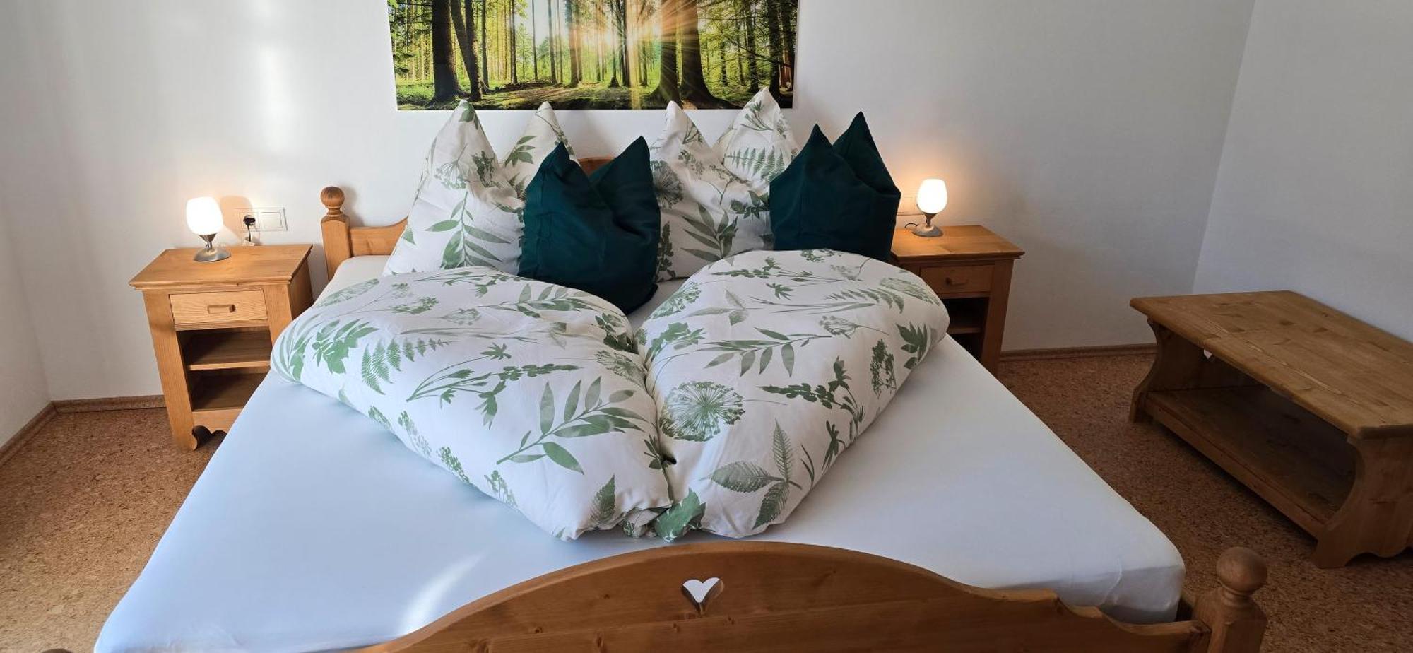 ヴェンス Haus Auszeit Bed & Breakfast エクステリア 写真