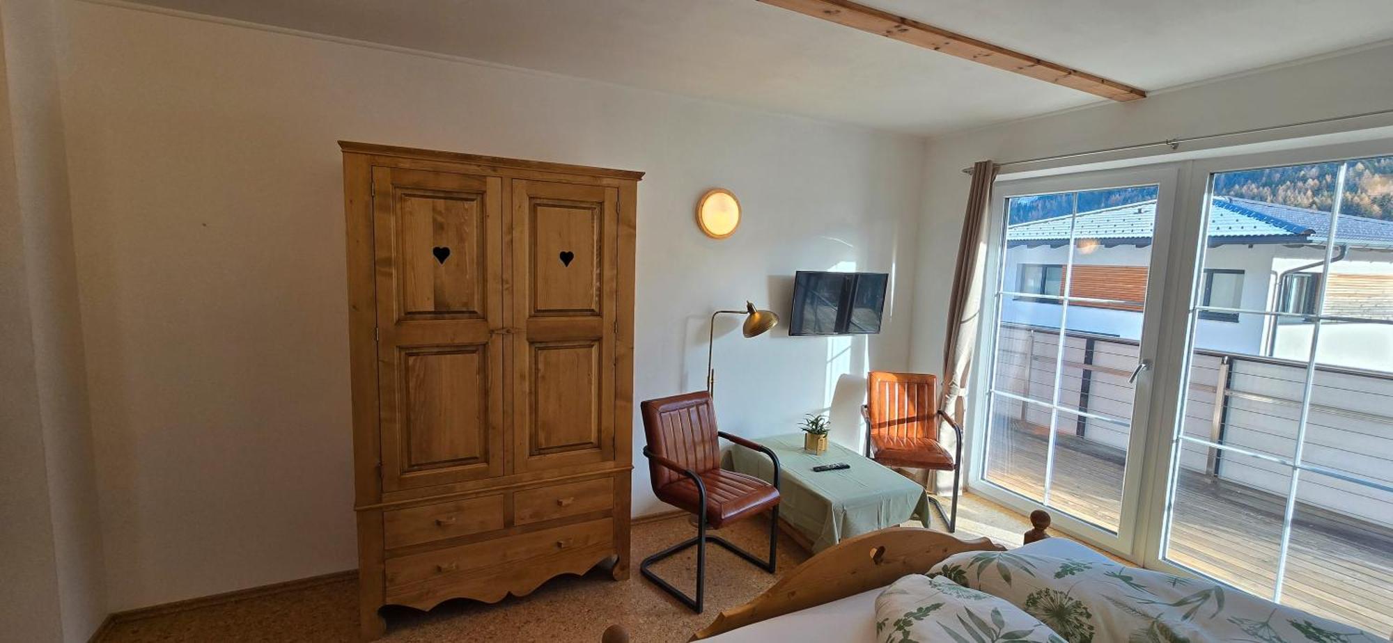 ヴェンス Haus Auszeit Bed & Breakfast エクステリア 写真